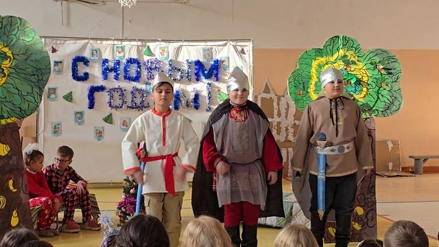 Песня богатырей из мюзикла. Онохойскпя СОШ 2.mp4 смотреть онлайн