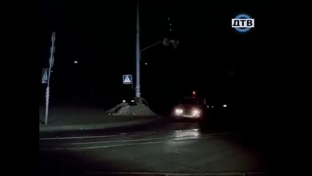 Осторожно  красная ртуть (1995) car chase scene смотреть онлайн
