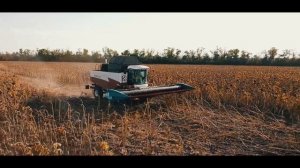 Работа в полях жатки Harvester