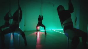 Amanati - Pythia - Танец моих начинающих учениц под мою хореографию. Exotic pole dance