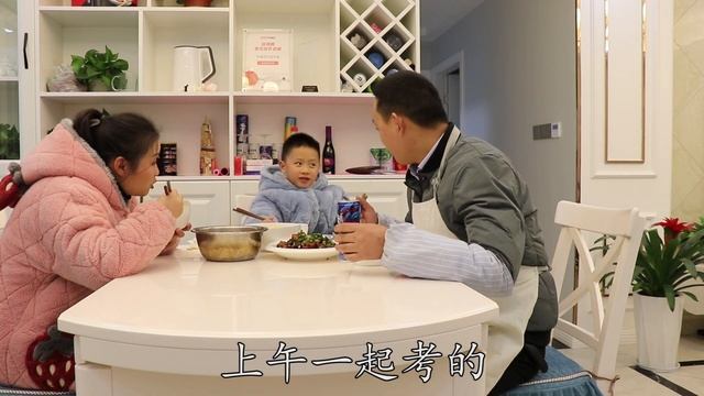 【茄子五花肉】一块五花肉加两根茄子，川菜师傅教你独家秘制，出锅那一刻看饿了#最美家常菜