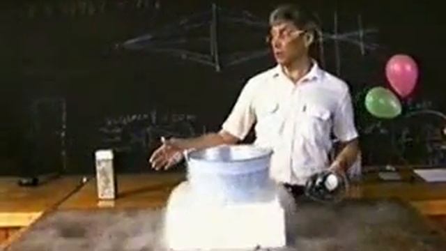 жидкий азот  опасно, не #повторять! смотреть онлайн