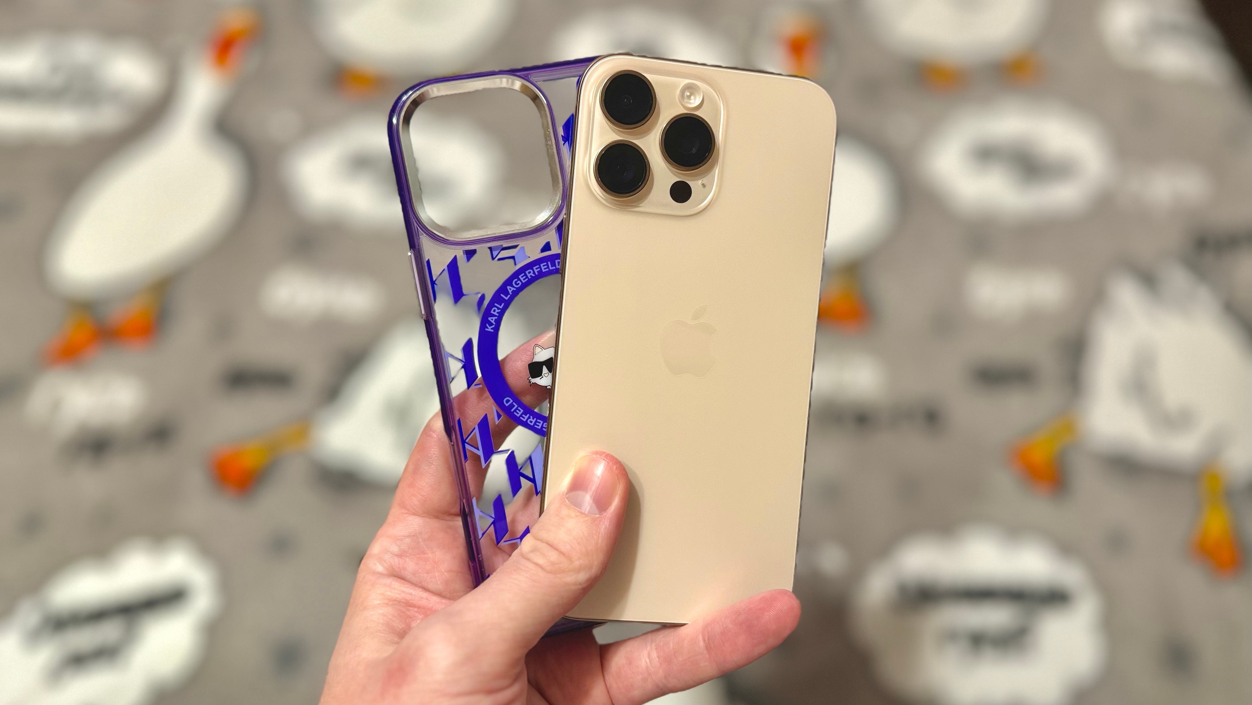ПОДАРИЛ ЖЕНЕ НОВЫЙ IPHONE 16 PRO MAX📱 \ ПОДАРКИ НА НОВЫЙ ГОД СЕМЬЕ \ ШОПИНГ ПОКУПКИ IPHONE 16