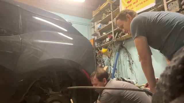 Болтаем и Ремонтируем BMW i3 для клиента! Лом Нам в Помощь)) Ржака)