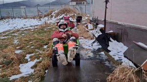 Тест аккумуляторной телеги Гринворкс. Вес оператора 20 кг, вес груза 115 кг.