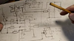 Регулятор оборотов двигателя постоянного тока с обратной связью.