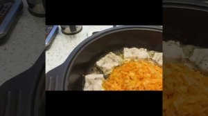 минтай под овощной шубой