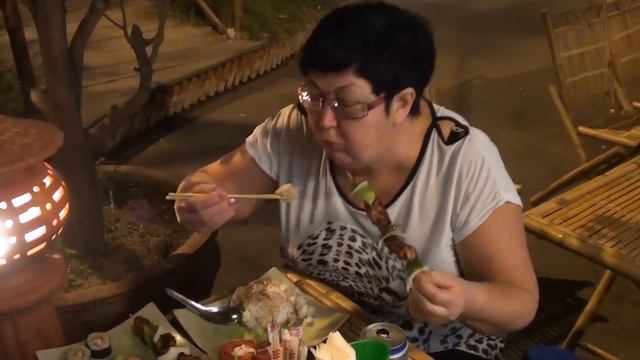Стресс Российского пешехода!Вкусные суши. Нячанг .Вьетнам