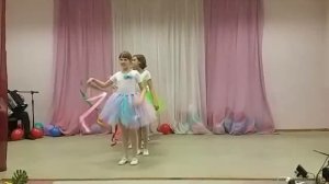 Танец Я рисую этот мир