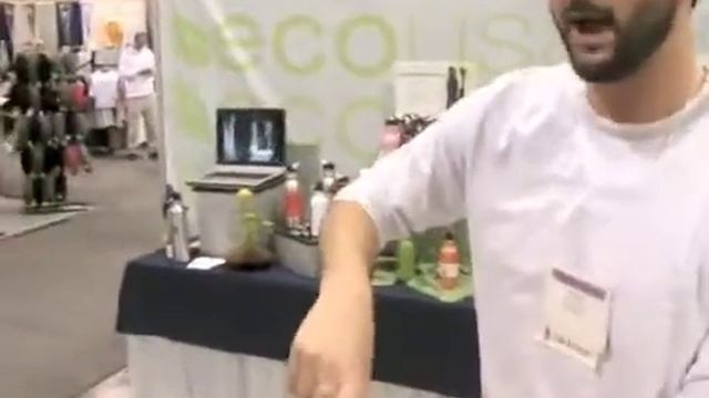 ecousable enviromentally friendly water bottles