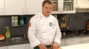 Паста с тигровыми креветками, сливочным соусом и базиликом