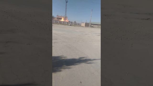 Пожар на АЗС "кабачков" Г. Навои смотреть онлайн