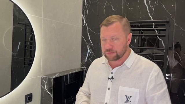Обзор ремонта квартиры с ПОТОЛКАМИ 370. Сколько стоит современный ремонт?