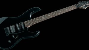 Электрогитара на второй минуте момент который привлёк