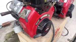 Máy Vanguard 18hp 23hp máy đẹp , ae xem cần mua lh 0902591508