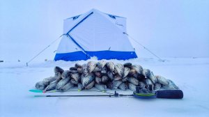 РЫБАЛКА НА ОГРОМНОЙ ГЛУБИНЕ 33 МЕТРА!!!ЛОВЛЯ РИПУСА на ОЗЕРЕ УВИЛЬДЫ