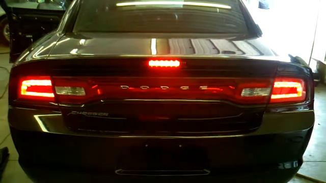 This is how you do a 2011 Police Dodge Charger rear flasher смотреть онлайн