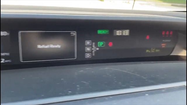 Готов к Продаже Самый Жирный Toyota Prius 50 2017 4- Пакет . Заказ Авто из США
