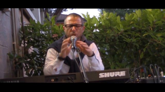 Ramazzotti - Battisti medley di Massimo Lettiero Live смотреть онлайн
