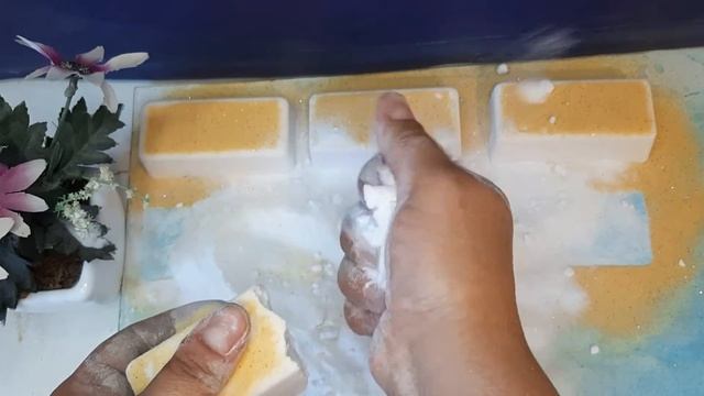 ASMR Baking Soda  Yellow Crunchy Bars Crumble #AsrmCrushCrunchy