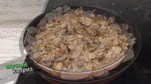 Пробовали салат из кабачков и шампиньонов? Обязательно приготовьте — это реально вкусно