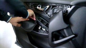 Установка подлокотника QASHQAI J11