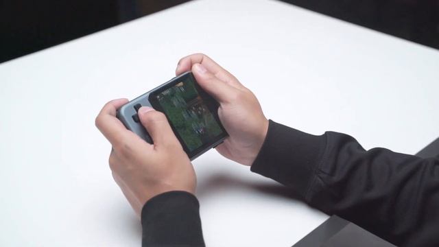 GKD Pro, Redesign Handheld Retro Game Console