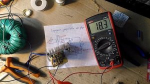 Простое двухтиристорное зарядное автомат для автомобиля.
