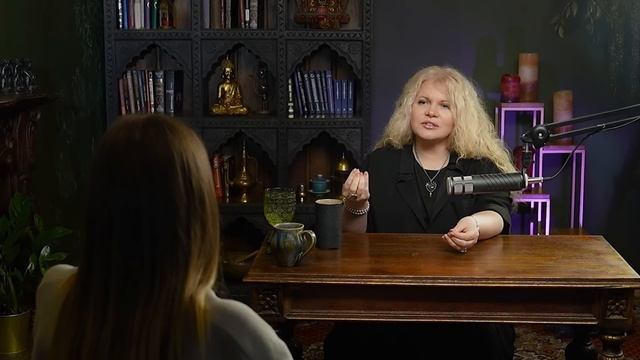 Почему не получается пробить ФИНАНСОВЫЙ ПОТОЛОК? Как начать ЗАРАБАТЫВАТЬ больше? смотреть онлайн