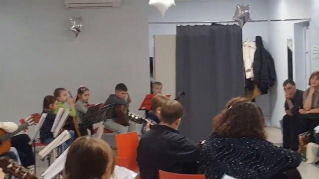 Отчётный концерт гитарного клуба 2023