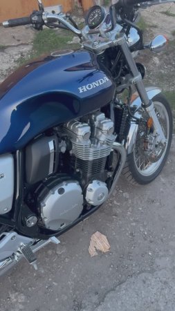 Honda CB 1100