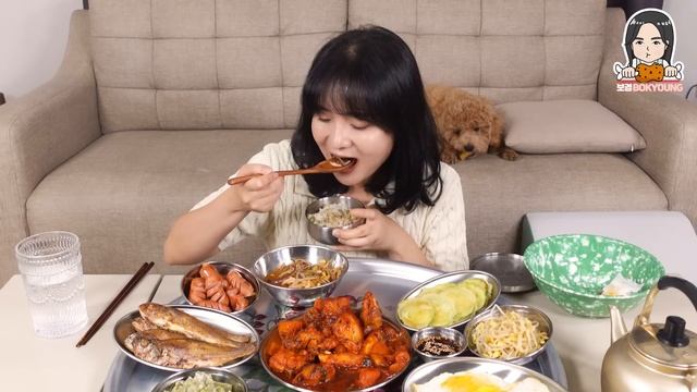 집밥 먹방 :) 닭볶음탕, 오징어김치콩나물국, 궁채들깨볶음, 굴비구이, 비엔나소시지