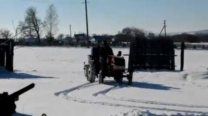 Минитрактор с сажалкой для чеснока