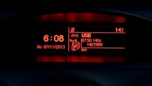 Pioneer DEH X5600BT with Display Out function