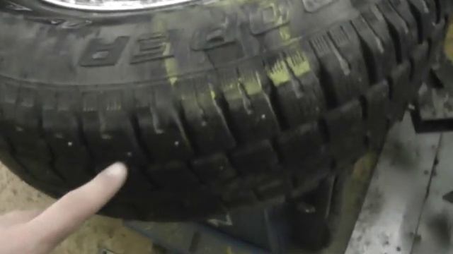 Уаз БОКОВОЙ ПОРЕЗ,СПАСАЕМ КОЛЕСО, ШИНОМОНТАЖ