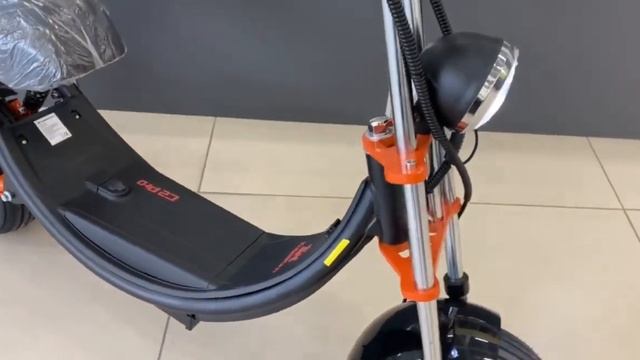Электроскутер Kugoo C2 Pro смотреть онлайн