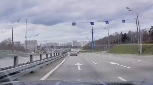 G80 chasing Jag