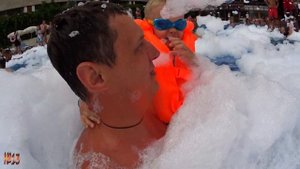 Отель Титан Селект. Конаклы. Аланья. Турция. Пенная вечеринка у бассейна Титан Гарден. Май 2019.