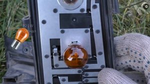 STATUS 81 - Замена лампочек в задних фонарях Шевроле Кобальт ⧸ Шевроле замена лампочек ⧸ Шевроле Коб