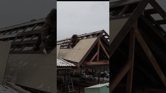 основание из квик дек для гибкой черепицы #строительство # ремонт #кровля #дом