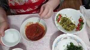 Соус к мясу из маринованных огурцов.