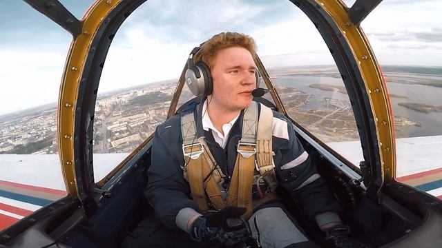 ЯК-52 Единственный доступный самолет для полетов на Высший Пилотаж! смотреть онлайн