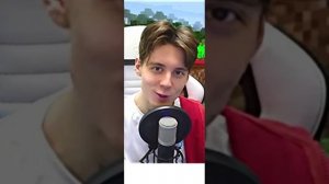 Кто лучше: А4, Компот?