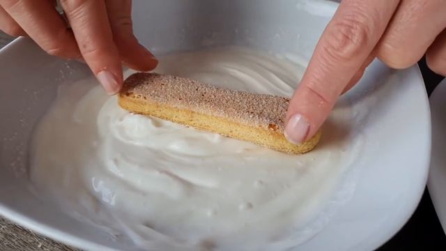 Dolce di Natale in 10 minuti! Deliziosa torta di pasta sfoglia | Millefoglie facile e veloce