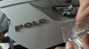 VW polo sedan / Установка камеры заднего вида в штатное место плафона