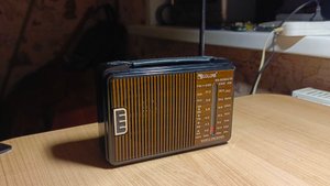 Вечерний прием в Ярославле на китайский широкодиапазонный приёмник GOLON