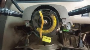 Тойота Надя не работает сигнал и прикуриватель.