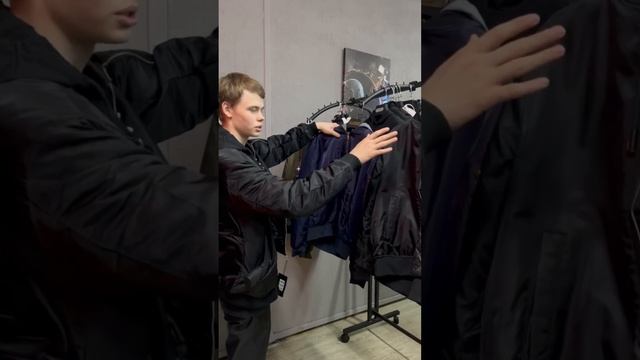 Бомбер Stone Island смотреть онлайн