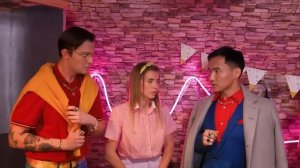 Меня Удочерили Вампир и Русалка!