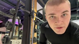 ДЕРЗКО В ЗАЛЕ! ЗАЛ69 #качалка #twich #дерзко #нарезки #irl #зал69 #зал